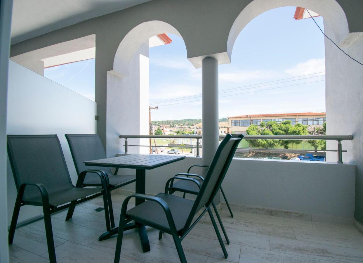 Nikiti Central Suites By Travel Pro Services - Nikiti Halkidiki ภายนอก รูปภาพ