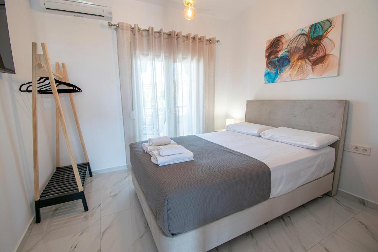 Nikiti Central Suites By Travel Pro Services - Nikiti Halkidiki ภายนอก รูปภาพ