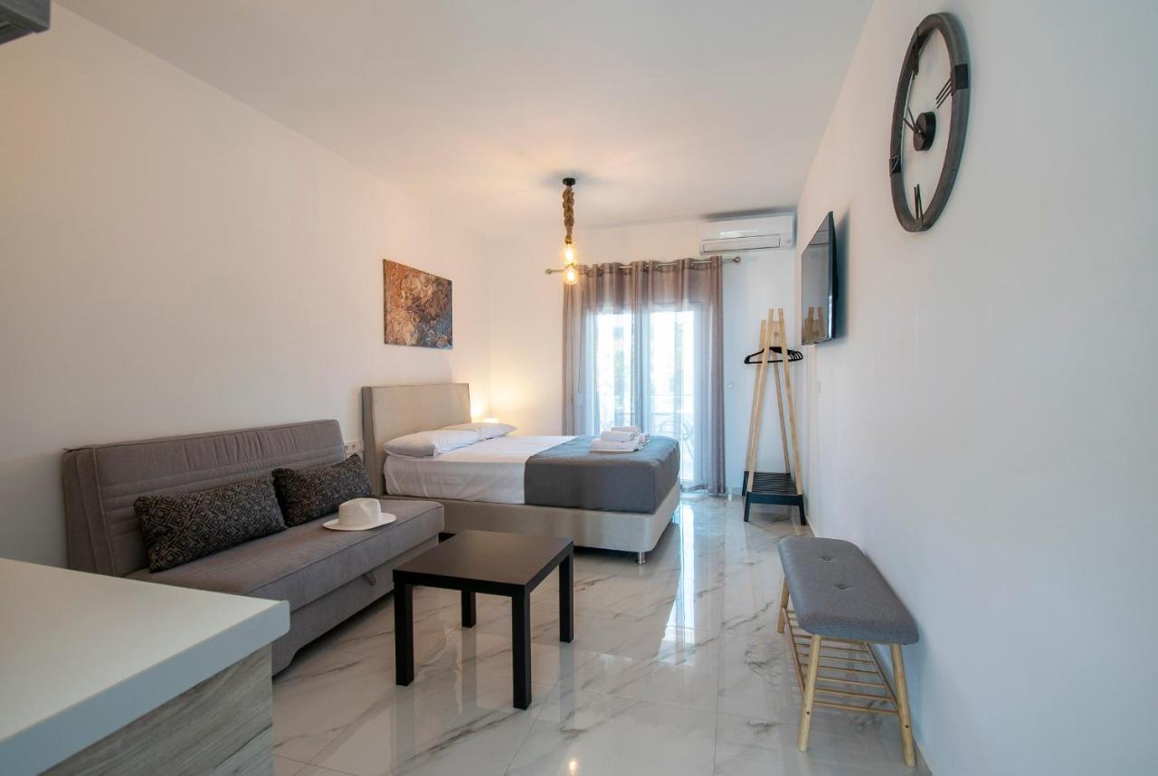 Nikiti Central Suites By Travel Pro Services - Nikiti Halkidiki ภายนอก รูปภาพ