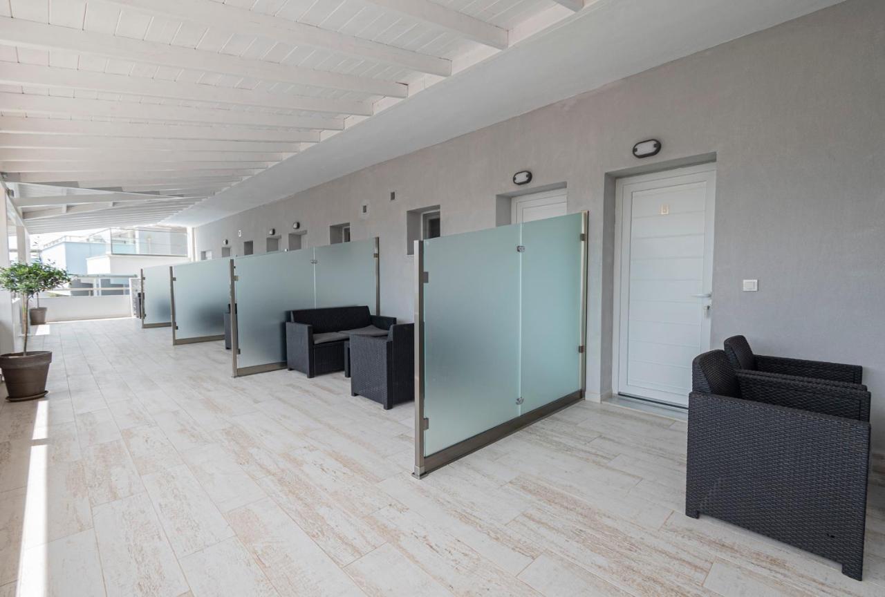 Nikiti Central Suites By Travel Pro Services - Nikiti Halkidiki ภายนอก รูปภาพ