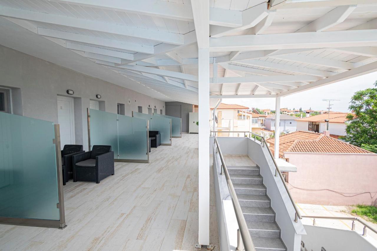 Nikiti Central Suites By Travel Pro Services - Nikiti Halkidiki ภายนอก รูปภาพ